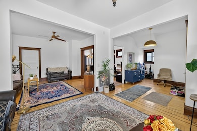 2323 Dupont Ave N, Minneapolis, MN 55411 - photo 7