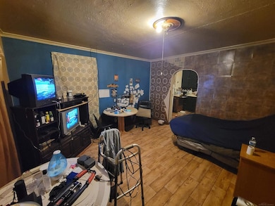 3051 Schaefer St, Saginaw, MI 48604 - photo 3