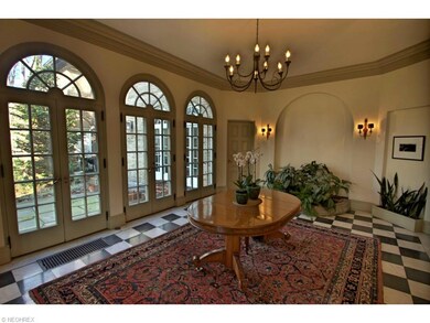 Absolutely Gorgeous Solarium!
