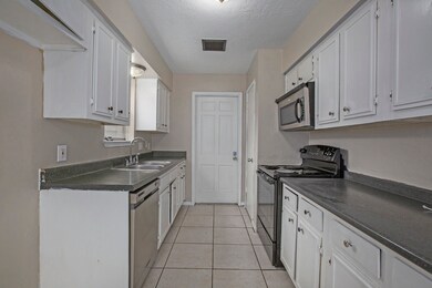 3526 Mayfield Oaks Ln, Houston, TX 77088 - photo 2