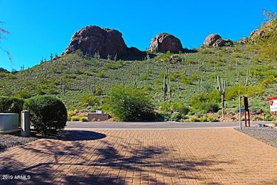 5379 view out front Dinosaur Mountain