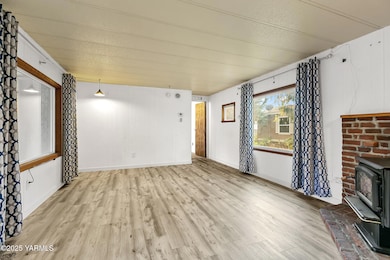 408 W Pine St unit 30, Union Gap, WA 98903 - photo 7