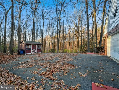 946 Hunters Rd, Mohnton, PA 19540 - photo 6