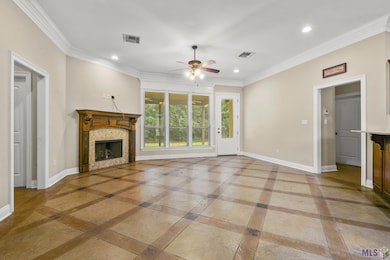 2366 Woodland Ct, Port Allen, LA 70767 - photo 3