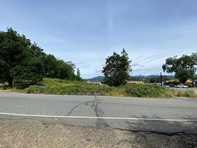 1600 Merlin Rd, Merlin, OR 97532 - photo 2