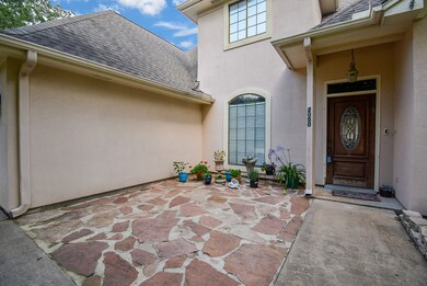 2050 Troon Dr, Alvin, TX 77511 - photo 2