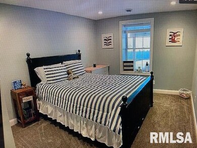 1920 W 56th Ct, Davenport, IA 52806 - photo 2