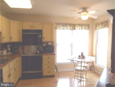 275 Wood Stream Ct, Langhorne, PA 19047 - photo 7