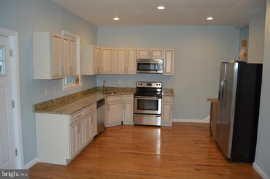 1106 Mentor Ave, Capitol Heights, MD 20743 - photo 5