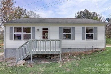 404 Onteora Blvd, Asheville, NC 28803 - photo 2