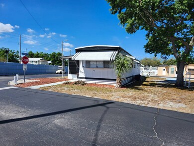 2121 New Tampa Hwy unit C-2, Lakeland, FL 33815 - photo 4
