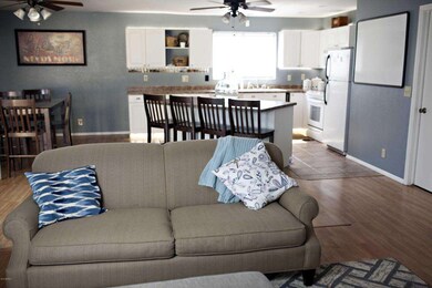 0001_Family Room