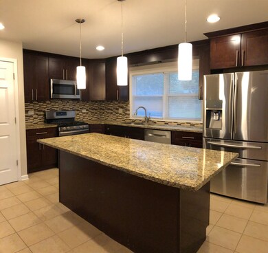 31 E Wise Rd, Schaumburg, IL 60193 - photo 4