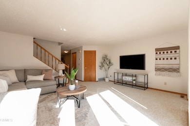 1520 Cimarron Dr, Bismarck, ND 58503 - photo 3