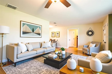 2010 6th Ave SW, Largo, FL 33770 - photo 4