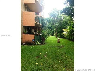 9360 Fontainebleau Blvd unit 114, Miami, FL 33172 - photo 4