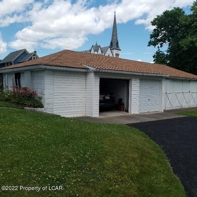 5 Bay Garage