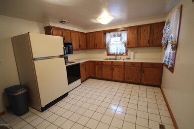 4428 12th St, Wayland, MI 49348 - photo 2