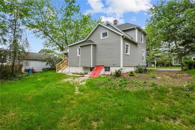 66 Arnold St, Riverside, RI 02915 - photo 5