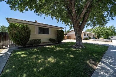 19 E Devere Way, Sparks, NV 89431 - photo 2