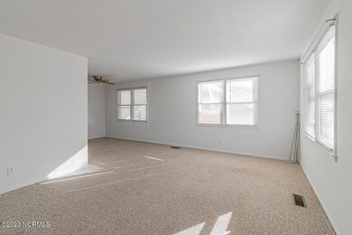 418 Houston Rd, Jacksonville, NC 28540 - photo 5