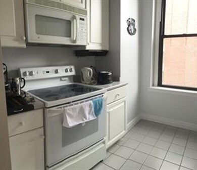 10 Charlesgate E unit 404, Boston, MA 02215 - photo 3