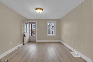 116 Mercer St unit Left, Phillipsburg, NJ 08865 - photo 4