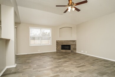 234 Fordham Dr, Glenn Heights, TX 75154 - photo 2