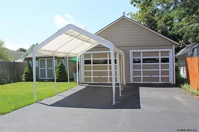 822 Hegeman St, Schenectady, NY 12306 - photo 2