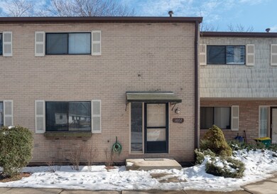 1602 Tahoe Circle Dr unit 203, Wheeling, IL 60090 - photo 3