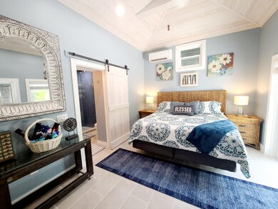 1613 Rose - 1st bedroom 1