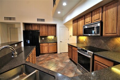 Kitchen 1