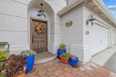 1048 W Pepper Dr, Hanford, CA 93230 - photo 4