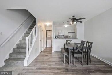 3865 El Camino Place unit 5, Alexandria, VA 22309 - photo 5