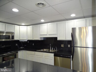 3590 Gregway Dr, Chambersburg, PA 17202 - photo 5