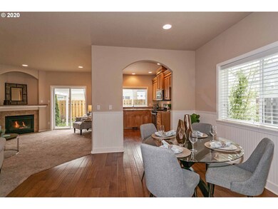 917 NW 2nd Ave, Canby, OR 97013 - photo 4