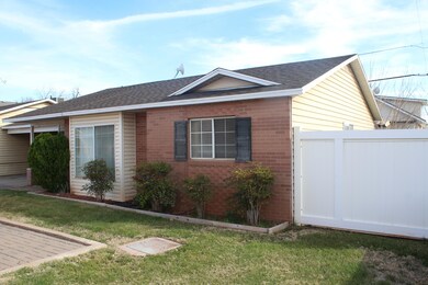 134 S 100 W unit 5, Saint George, UT 84770 - photo 2