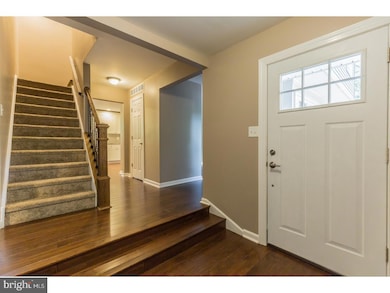 8 Henley Ln, Voorhees, NJ 08043 - photo 2