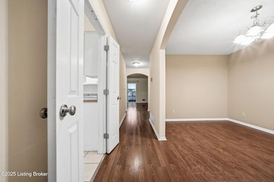 610 La Fontenay Ct, Louisville, KY 40223 - photo 3