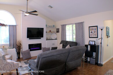 Living_Room_2