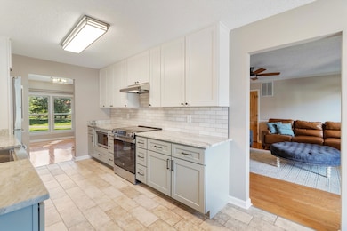 960 Poplar Acres Rd, Piperton, TN 38017 - photo 5