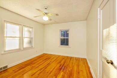 1230 57th Place, Des Moines, IA 50311 - photo 7