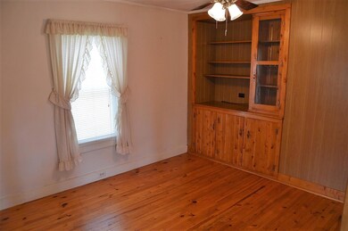 16 Lincoln St, Dexter, ME 04930 - photo 3