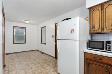 300 S Clifton Ave-17