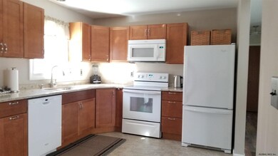 96 Wineberry Ln, Ballston Spa, NY 12020 - photo 3