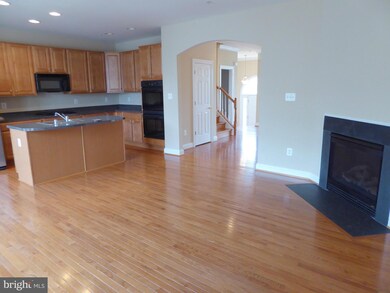 23043 Birch Mead Rd, Clarksburg, MD 20871 - photo 4