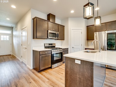 404 NE 71st St, Vancouver, WA 98665 - photo 2