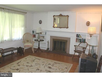 515 Rick Rd, Southampton, PA 18966 - photo 3