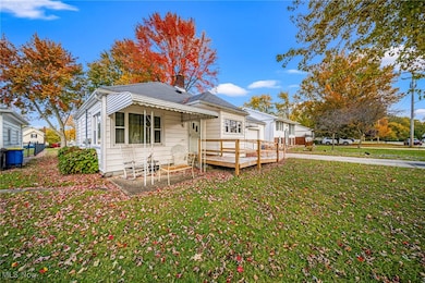 1105 E 18th St, Ashtabula, OH 44004 - photo 3