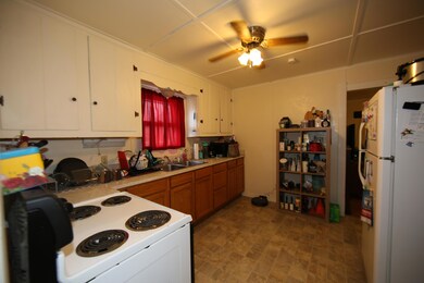 Kitchen (4)